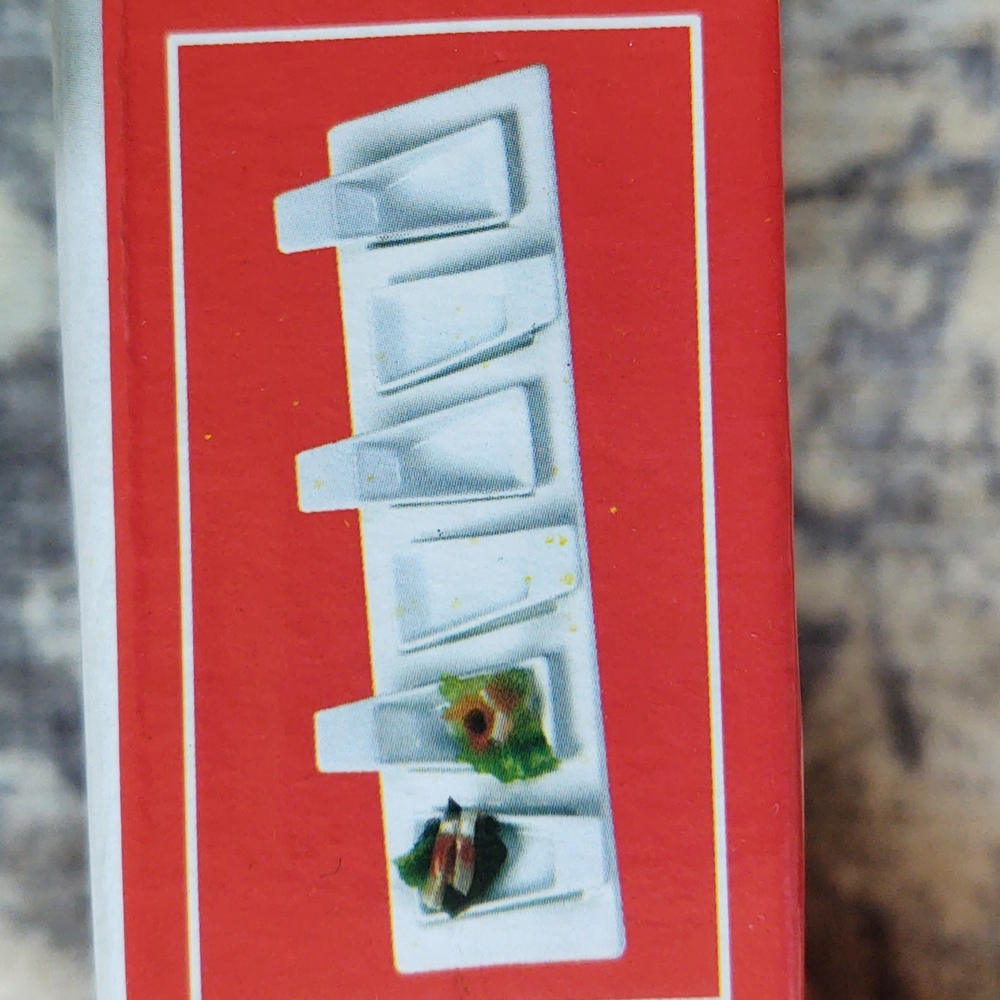 Brilliant Porcelain Tray with 6 Porcelain Spoons x 2 - Picture 7 of 7